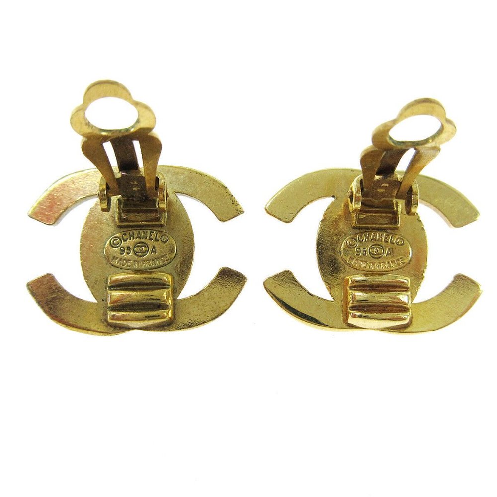 Auth Chanel CC Turnlock Earrings Clip-On Gold Small - Picture 3 of 4
